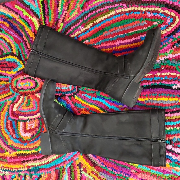 Clarks Leather Riding Style Boots size 9 - Picture 2 of 8